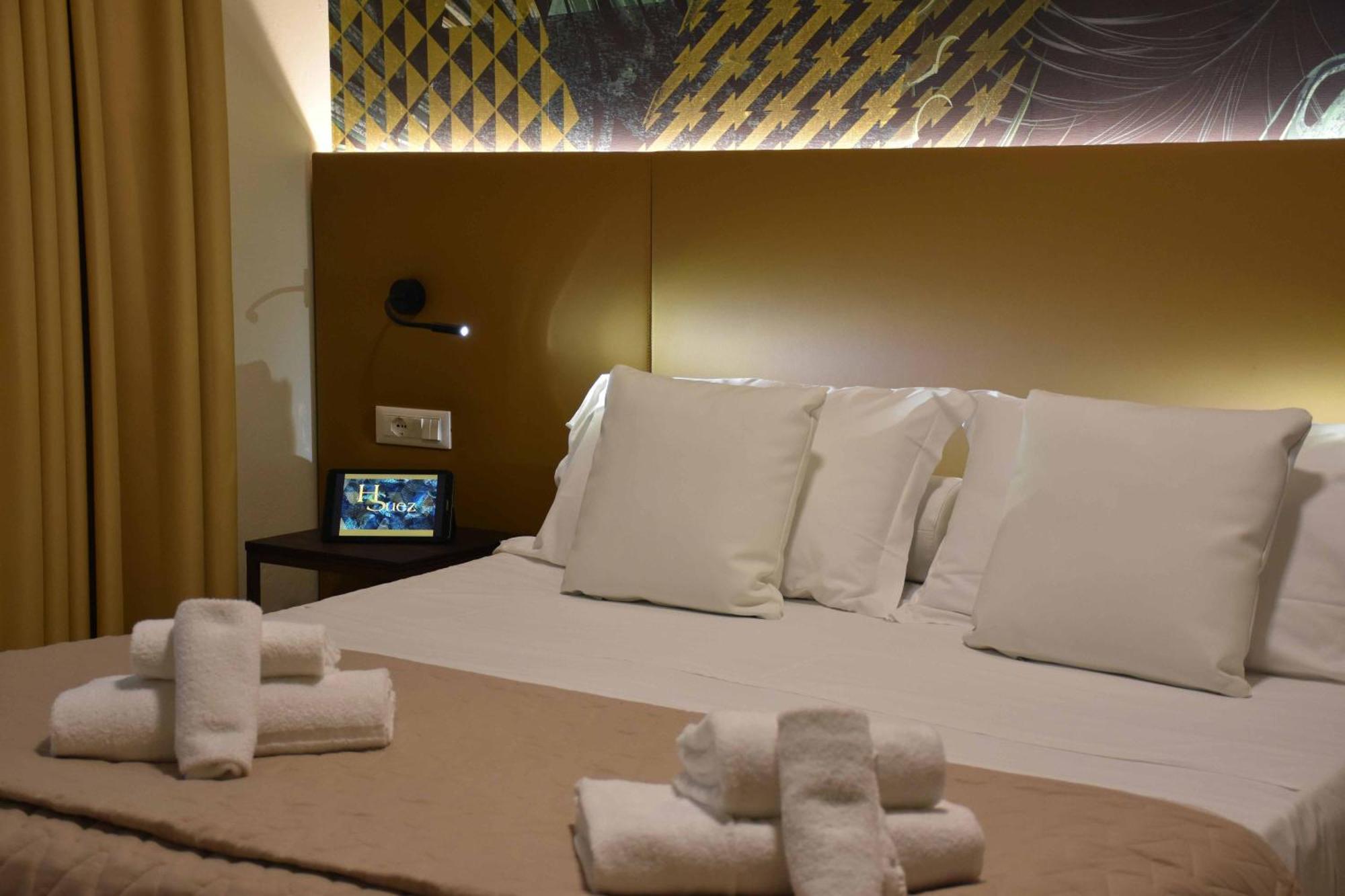 Hotel Suez Lido di Jesolo Exterior photo